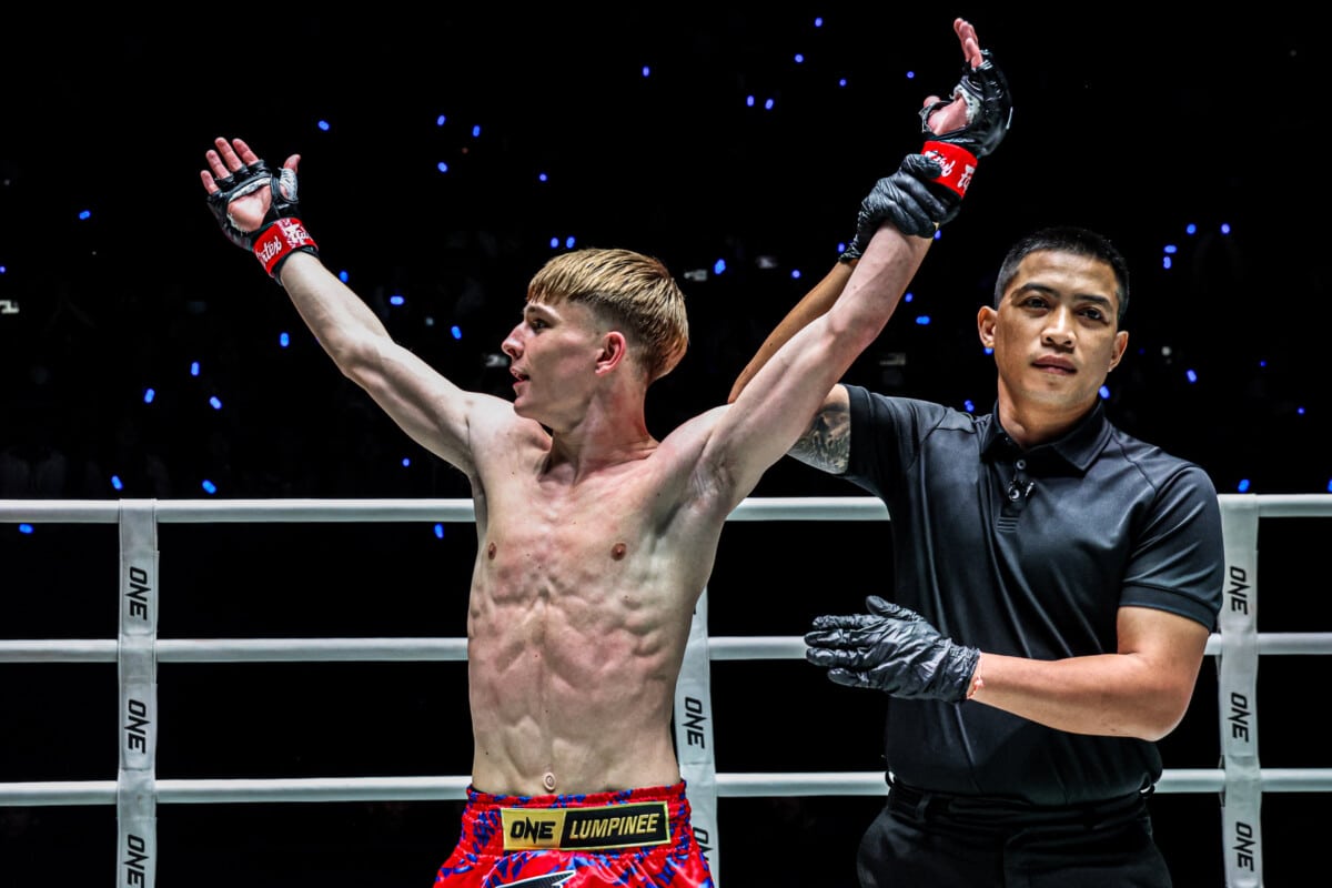 06-Fergus-Smith-vs-Zahran-Al-Wesabi-OL129-32-1200x800