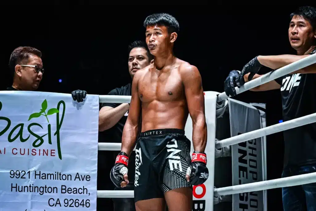 บัวเขียว