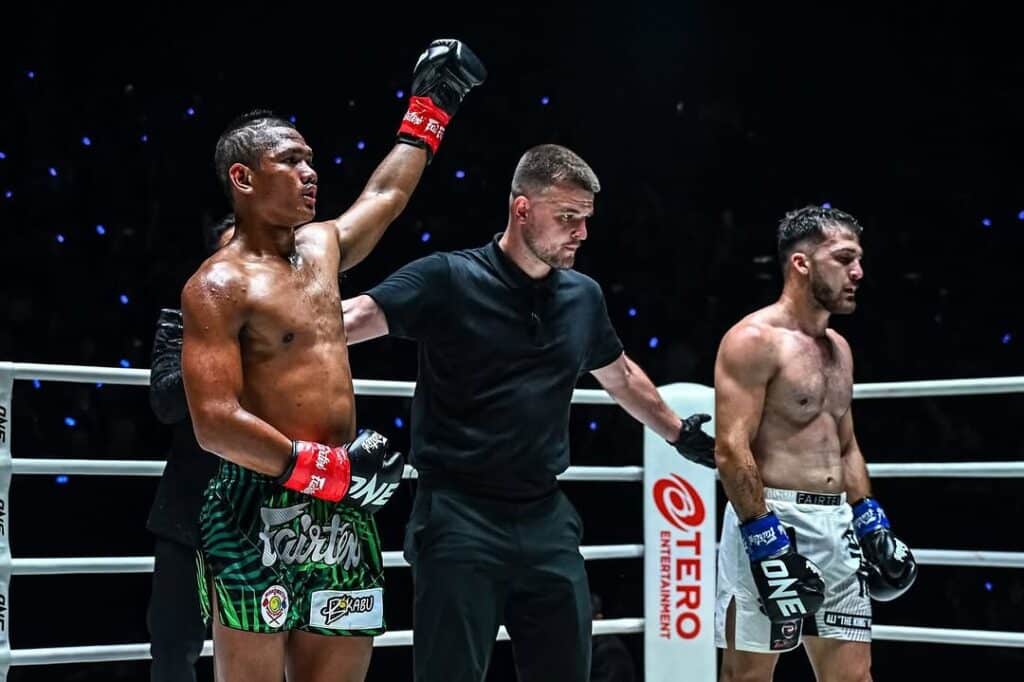 แสงอาทิตย์