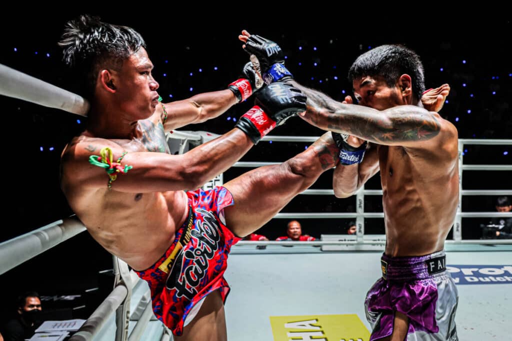 ONE ลุมพินี 144