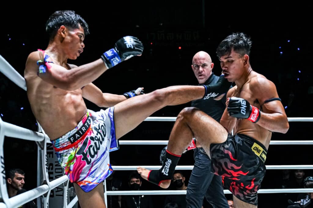 ONE ลุมพินี 144